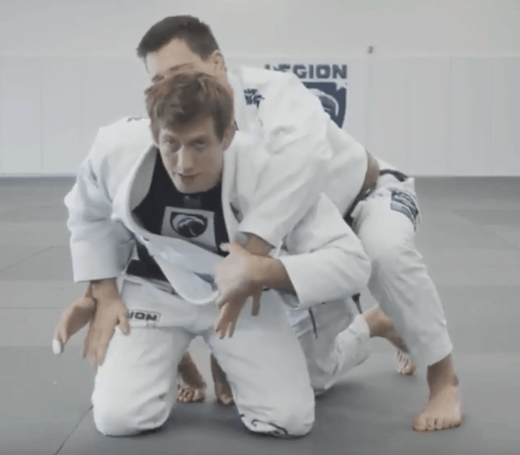 dont-let-your-opponent-connect-their-hands-for-the-seatbelt-control-from-the-back